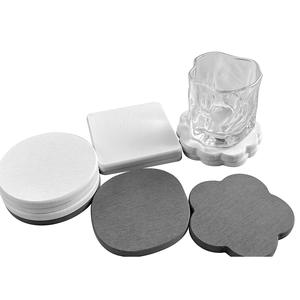 Posavasos de Tierra de Diatomeas Redondo Blanco Gris Medio Gris Oscuro Color Sólido Absorbente de Secado Rápido Antideslizante Promocional - Product Image 3