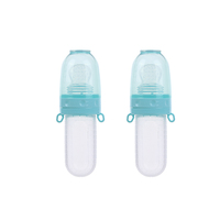 Geoptimaliseerde BPA-vrije vloeibare siliconen PP baby bijtring met variabele doorstroming, geometrisch patroon, handvat en fruitpuree-speen, 0-12 maanden