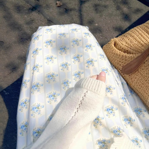 Vestido Largo Estilo Forestal con Encaje Floral, Hombros Descubiertos, Corte en A, Cuello Cuadrado, Cintura Natural, para Uso Diario Informal - Product Image 4