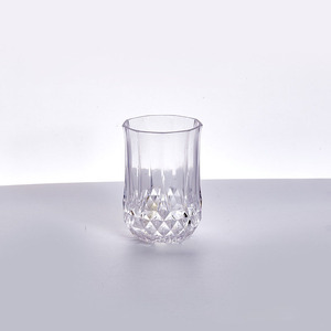 <span class=keywords><strong>Verre</strong></span> <span class=keywords><strong>à</strong></span> <span class=keywords><strong>vin</strong></span> vintage <span class=keywords><strong>en</strong></span> <span class=keywords><strong>plastique</strong></span> avec motif diamant gaufré pour <span class=keywords><strong>vin</strong></span> rouge, champagne, jus et autres boissons - Product Image 6
