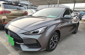Voiture d'occasion MG5 Modèle 2023 180DVVT Édition Style Manuel Gris 22 500 kilomètres - Product Image 1