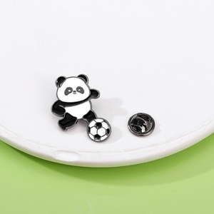 XMT China Metal personalizado magnético para con impreso Kawaii Cartoon Panda Logo Color personalizado y tamaño disponible - Product Image 1
