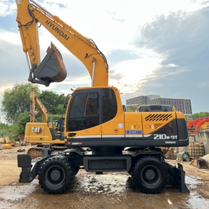 حفارة هيونداي مستعملة ذات عجلات، حفارة هيونداي مستعملة طراز 210W-9 210 220LC-9s 220-9 220، حفارة هيونداي ثقيلة - Product Image 2
