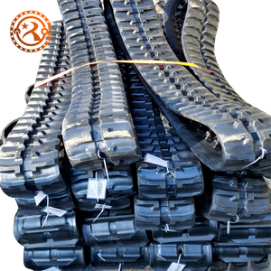 Sistema di Cingoli Completo Rinforzato con Cingoli in Gomma Nera Resistente agli Urti per Cantieri Versatili - Product Image 1