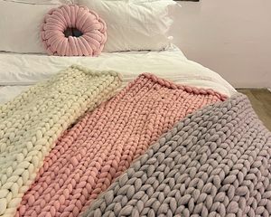 Chunky tricot <span class=keywords><strong>couverture</strong></span> jeter doux Chenille fil jeter à la main épais câble tricot <span class=keywords><strong>Crochet</strong></span> <span class=keywords><strong>couverture</strong></span> grande corde jeter <span class=keywords><strong>couverture</strong></span> pour canapé - Product Image 2
