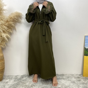 Robe Abaya légère d'été en tissu crêpe bulle avec fermeture éclair avant et manches longues en dentelle florale pour femmes musulmanes 6723 # - Product Image 2