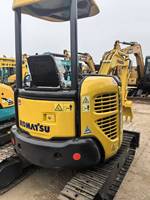 Mini-excavatrice Komatsu 30 d'occasion, 3 tonnes, moteur et pompe en excellent état