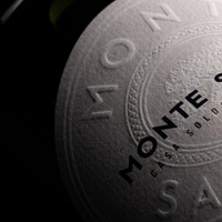 Étiquettes de bouteilles de vin personnalisées en gros, imperméables, en papier couché avec impression numérique pour le vin rouge et l'emballage de la tequila