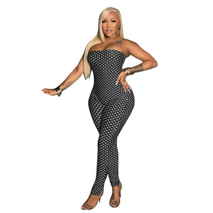 Tuta corta senza spalline a pois stampata Slim-Fit con spalle scoperte - Product Image 5