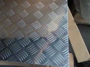 Fogli di acciaio inossidabile AISI taglio personalizzato Non-Slip Design con ASTM Standard per la saldatura e la piegatura in costruzione & decorazione - Product Image 2