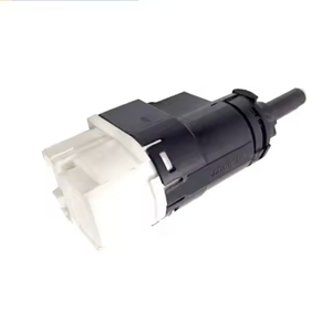 Ricambi auto interruttore luce freno prezzo all'ingrosso 253206170R per <span class=keywords><strong>DACIA</strong></span> <span class=keywords><strong>DUSTER</strong></span> <span class=keywords><strong>1.6</strong></span> 2010-2018 Renault CLIO III 1.2 2005-2014 - Product Image 1