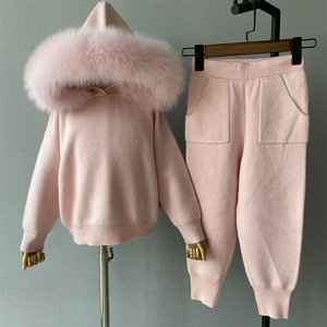 Traje de lujo para niños con cuello de piel auténtica con capucha pantalones 2 uds conjuntos Jogger ropa chándal invierno personalizado suave lana tejido bebé suéter conjunto - Product Image 1