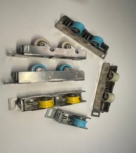 Rouleaux de porte coulissante réglables en aluminium de qualité supérieure de 24*23mm <span class=keywords><strong>Maurice</strong></span> avec roulement importé - Product Image 2