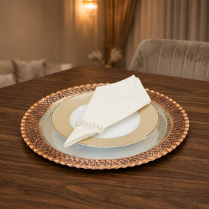 Assiette de service en cuivre martelé pour tables de mariage, vaisselle de luxe, assiette de service artisanale, décoration pour événements, restaurants, hôtels, maison - Product Image 1