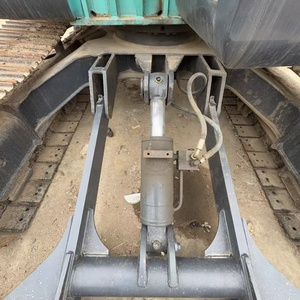 Excavatrice Kobelco 75, 7 tonnes, d'occasion, faible consommation de carburant, modèle 2025, godet de 0,35 m, puissance de 48,5 kW, 0 à 2000 heures - Product Image 2