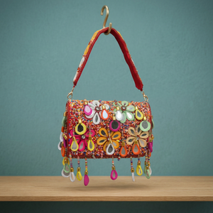 Fleurs brodées en polyester de 7 pouces avec pompon et bouton, ornées de diamants et de perles, pour cadeaux d'entreprise en gros, pour usage quotidien et de soirée - Product Image 2