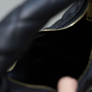 Bolsos de Mano para Mujer, Diseño de Lujo, Personalización Privada de Fábrica, Versátiles, Elegantes, de Piel de Cordero Negra Importada, Tipo Tote - Product Image 3