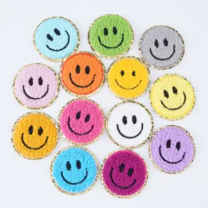 Écusson personnalisé Smile Chenille Paillettes Fer Sur Écusson Adhésif À Coudre Appliques pour Vêtements