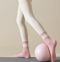 Chaussettes Crew Yoga & Pilates personnalisables pour femmes Logo du corps en coton antidérapant avec emballage Techniques tricotées pour l'été