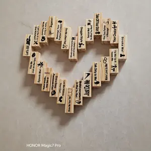 Cartes de rendez-vous pour couples multilingues très vendues - Jeu de poker flirtant pour la chambre à coucher, jeu érotique de préliminaires, dés en bois pour le sexe, vente en gros - Product Image 3