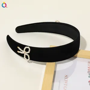 Qiyue New Arrive Head Band Simple Elegant Black Plastic Vintage Pearl Beaded Bow Velvet Headband