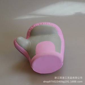 Pu Fidget Glove Toy High <b>Rebound</b> Cartoon Stress Relief For Kids 8 To 13 Years Unisex - Product Image 1