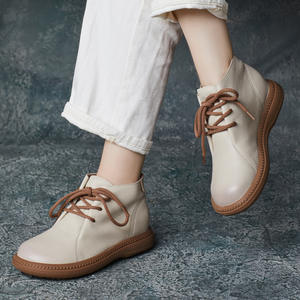 Botas de Piel Vacuna Hechas a Mano, Estilo Británico, Punta Redonda, Color Blanco, Botines Planos de Piel Suave, Otoño e Invierno - Product Image 1