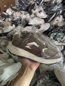 Venta al por mayor <span class=keywords><strong>de</strong></span> fábrica: Zapatillas <span class=keywords><strong>de</strong></span> moda <span class=keywords><strong>para</strong></span> <span class=keywords><strong>mujer</strong></span>, pacas <span class=keywords><strong>de</strong></span> zapatos mixtos, stock <span class=keywords><strong>de</strong></span> zapatos usados <span class=keywords><strong>para</strong></span> <span class=keywords><strong>mujer</strong></span> - Product Image 6