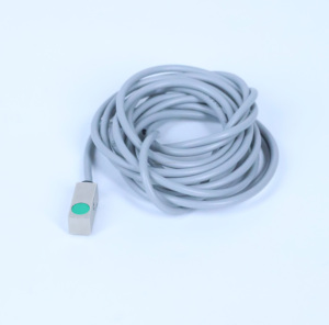 FHFM 0-2mm PNP NC 08P3703 유도 근접 센서 스위치 전세계 수출 - Product Image 6