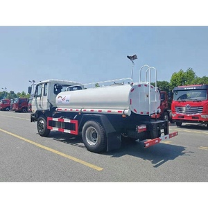 Camión <span class=keywords><strong>Cisterna</strong></span> de <span class=keywords><strong>Agua</strong></span> <span class=keywords><strong>Potable</strong></span> de Acero Inoxidable Dongfeng de 5000 Litros, Precio de Camión <span class=keywords><strong>Cisterna</strong></span> de Leche <span class=keywords><strong>Potable</strong></span> 4X2 - Product Image 4