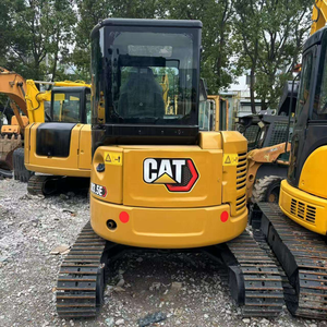 Mini-excavatrice CAT305.5E2 d'occasion, 2022, peinture d'origine, 410 heures, état impeccable, spécialisée pour la construction et autres projets - Product Image 6
