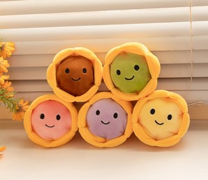 Breloque en peluche Kawaii en forme de <span class=keywords><strong>tarte</strong></span> aux œufs, croûte croustillante douce, visage mignon, logo personnalisé caramel, commande en gros, direct usine, OEM sucré - Product Image 3