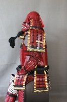 Tam Set Demir Samuray Yoroi Zırhı Oymalı 3D Altın Desenli Miğfer Göğüs Plakası Büyük Geyik Boynuzu Maedate Kabuto Giyilebilir Japon