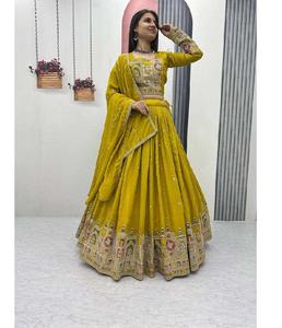 Lehenga Choli élégant pour femmes avec broderie élégante, travail de fil de codage, conçu pour les soirées de festival, les mariages, les vêtements traditionnels - Product Image 1