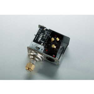 สวิตช์แรงดันซีรีส์ SPC เกลียว G1/2 หน้าสัมผัส SPDT สำหรับสื่อสารอากาศ IP54 ทองเหลือง สำหรับหม้อต้ม คอมเพรสเซอร์ ชิลเลอร์ - Product Image 1