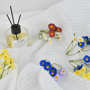 Artificial Chamomile Daisy Flowers <b>Silk</b> Flower Heads For Graduation Wedding Props And Home Decorations High Simulation Reusable - Product Image 3