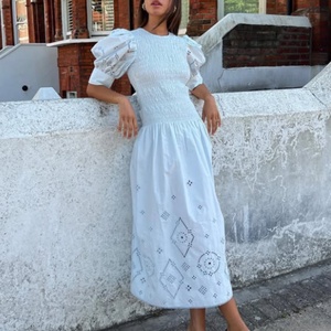 Nouvelles robes élégantes de printemps de haute qualité pour femmes, robes décontractées modestes, manches courtes, col rond, manches bouffantes, robe douce - Product Image 2