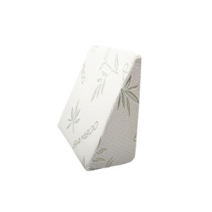 Coussin d'<span class=keywords><strong>oreiller</strong></span> triangulaire en mousse à mémoire de forme haute densité sac de combinaison de coupe d'éponge de lit à angle moderne emballé pour l'exportation <span class=keywords><strong>Amazon</strong></span> - Product Image 2