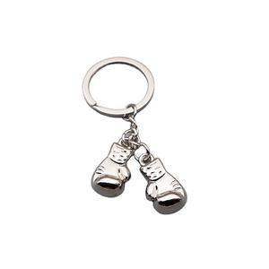 Porte-clés <span class=keywords><strong>de</strong></span> gants <span class=keywords><strong>de</strong></span> boxe en métal 3D personnalisé en alliage vintage Souvenirs <span class=keywords><strong>de</strong></span> fans <span class=keywords><strong>de</strong></span> sport Porte-clés <span class=keywords><strong>de</strong></span> voiture laser personnalisé <span class=keywords><strong>pour</strong></span> hommes Unique - Product Image 1