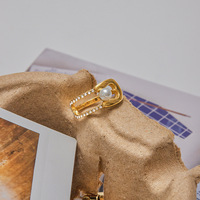 Mode Anneaux Bijoux Femmes Base En Acier Inoxydable 18k Plaqué Or Perle Anneau Pin Forme Clair Zircon Cristal Anneau