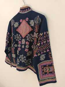 Veste en coton indien Suzani brodée à la main, manteau fait main, robe de mariée bohème, veste de festival, cadeau de Noël - Product Image 5