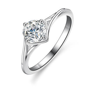 Anillo de Diamantes Solitario Moderno para Él y Ella, Minimalista, de Plata de Ley 925, Corte Redondo, 0.5CT VVS GRA, con Moissanita, Gran Venta - Product Image 1