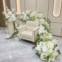 Chemin de table floral personnalisé blanc et vert avec orchidées et hortensias, rangée de fleurs en soie Anthurium sur mesure pour la décoration de fond de cérémonie