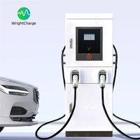 Nouvelle station de recharge DC pour véhicules électriques 160 kW CCS2 GBT IP55 étanche OCPP RFID Écran LCD 7 pouces Double connecteur Parking public WrightCharge