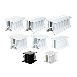 Base de Relé de Estado Sólido Trifásica Industrial con Disipador de Calor Tipo H 110*110*80 Base Dedicada - Product Image 1