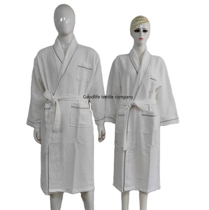 Leggero 100% cotone Hotel Waffle da bagno con Logo personalizzato e pantofole per donna uomo - Product Image 4