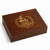Boîte à cigares rectangulaire en bois de qualité supérieure personnalisée avec logo en métal doré pour cigares faits à la main et stockage de cigares de luxe