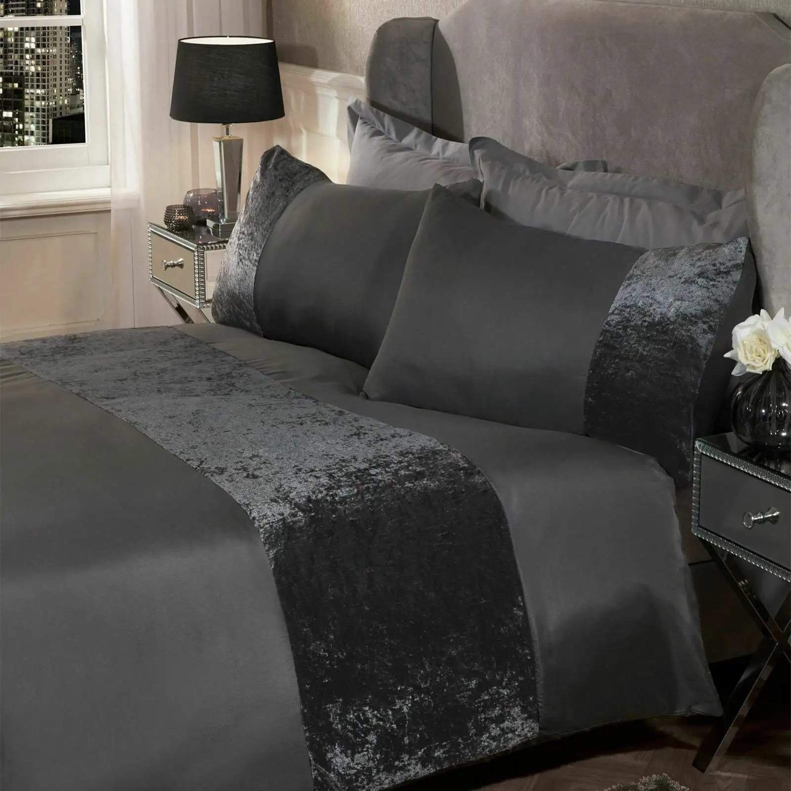 Ready Made Black Microfiber 1800 Thread Count Velvet 3 Pcs Queen Bed Sheet Bedding Set With Duvet Cover And Pillowcase