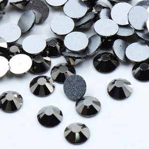 SS20 cristal clair dos plat sans Hotfix argent déjoué dos strass pour robe - Product Image 5
