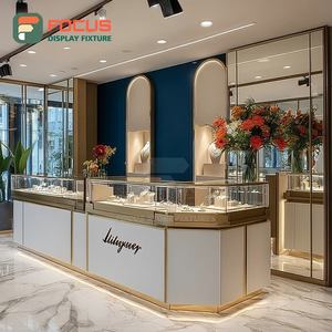 Sistema de Exhibición de Joyería para Tiendas Minoristas Modernas, Vitrina de Mostrador para Centro Comercial con Acabado Laminado - Product Image 6